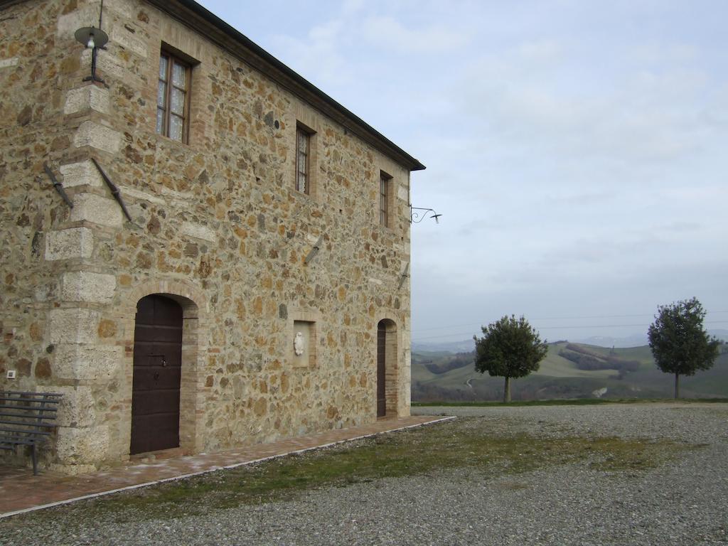 Agriturismo La Disperata Villa San Quirico dʼOrcia Habitación foto